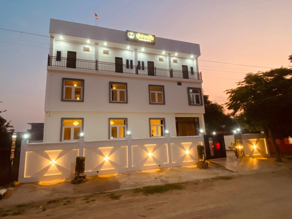 Shivalik Residency - Hotel & Banquet Hall Bara Banki Exterior photo