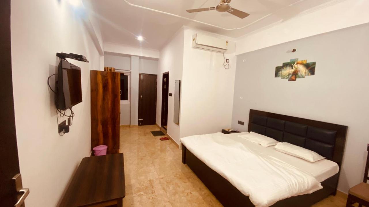 Shivalik Residency - Hotel & Banquet Hall Bara Banki Exterior photo